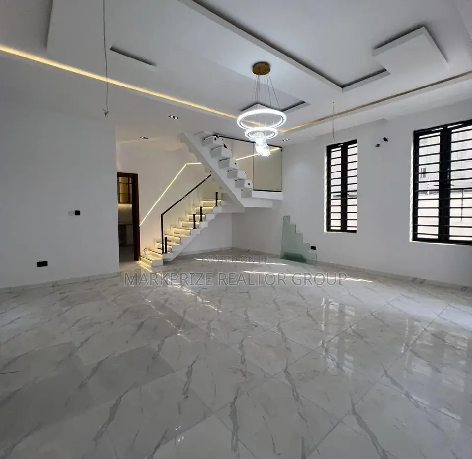 5bdrm Duplex in Chevron Lekki Lagos for sale