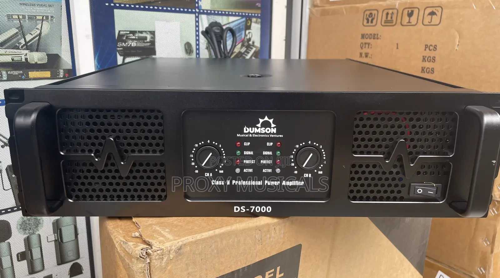 7000watts Dumson Powered Amplifier
