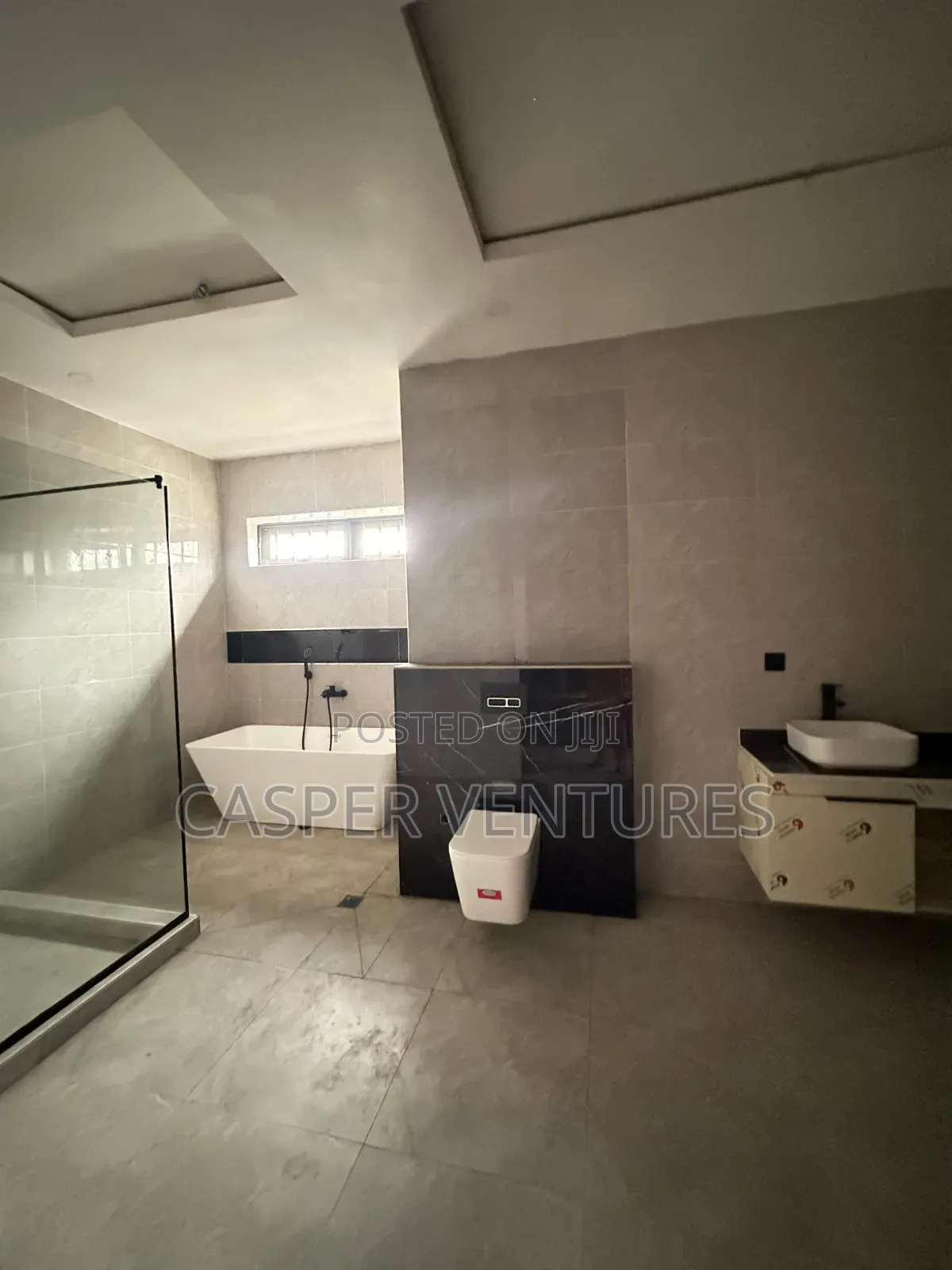 4bdrm Duplex in Laroi, Ikate for sale