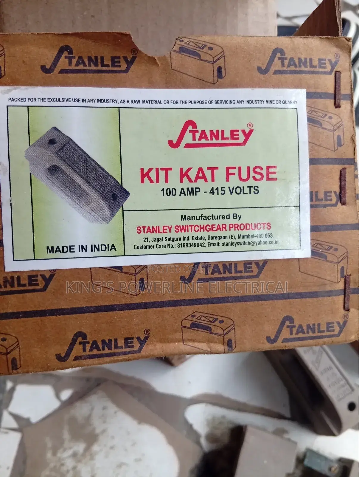 100amps Stanley Fuse and Base