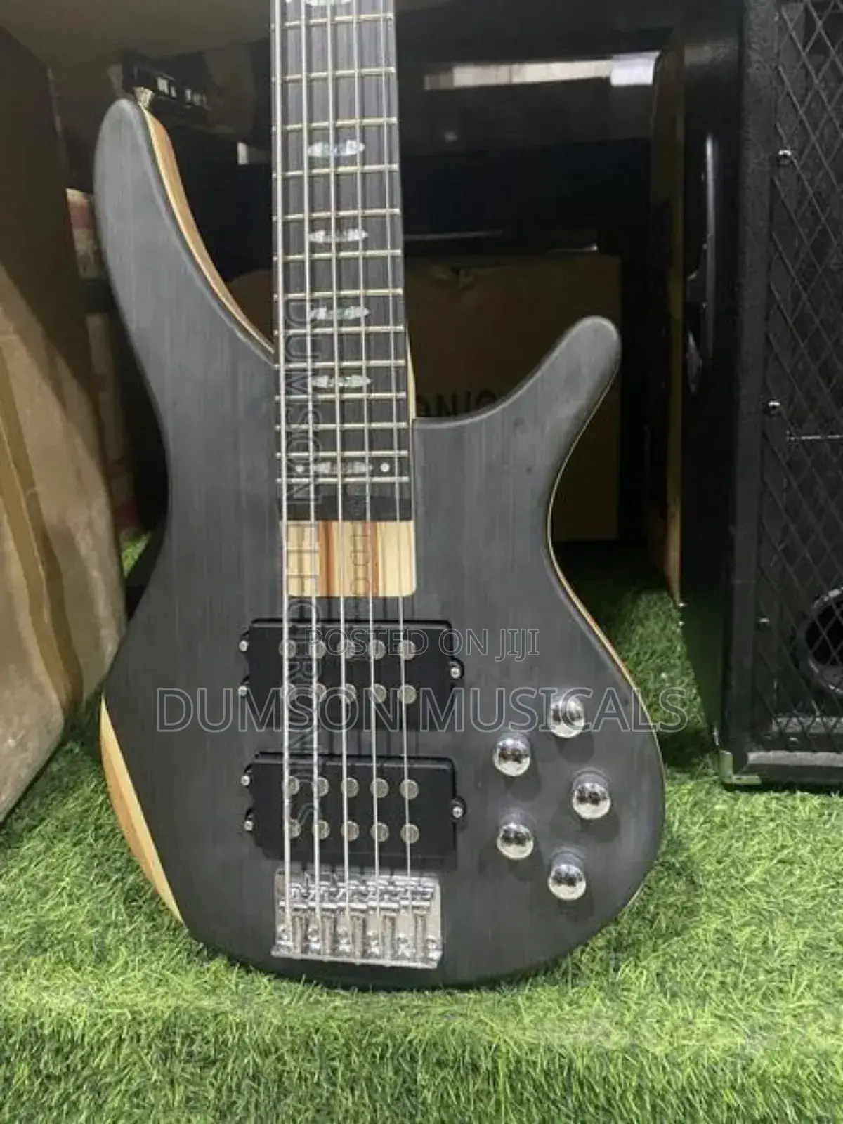 Ibanez Soundgear 5 Strings Active Guitar