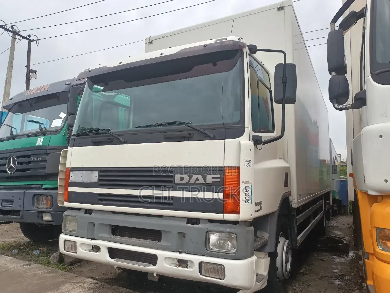 Daf 75 Cf Container Body Truck With Lift Gate