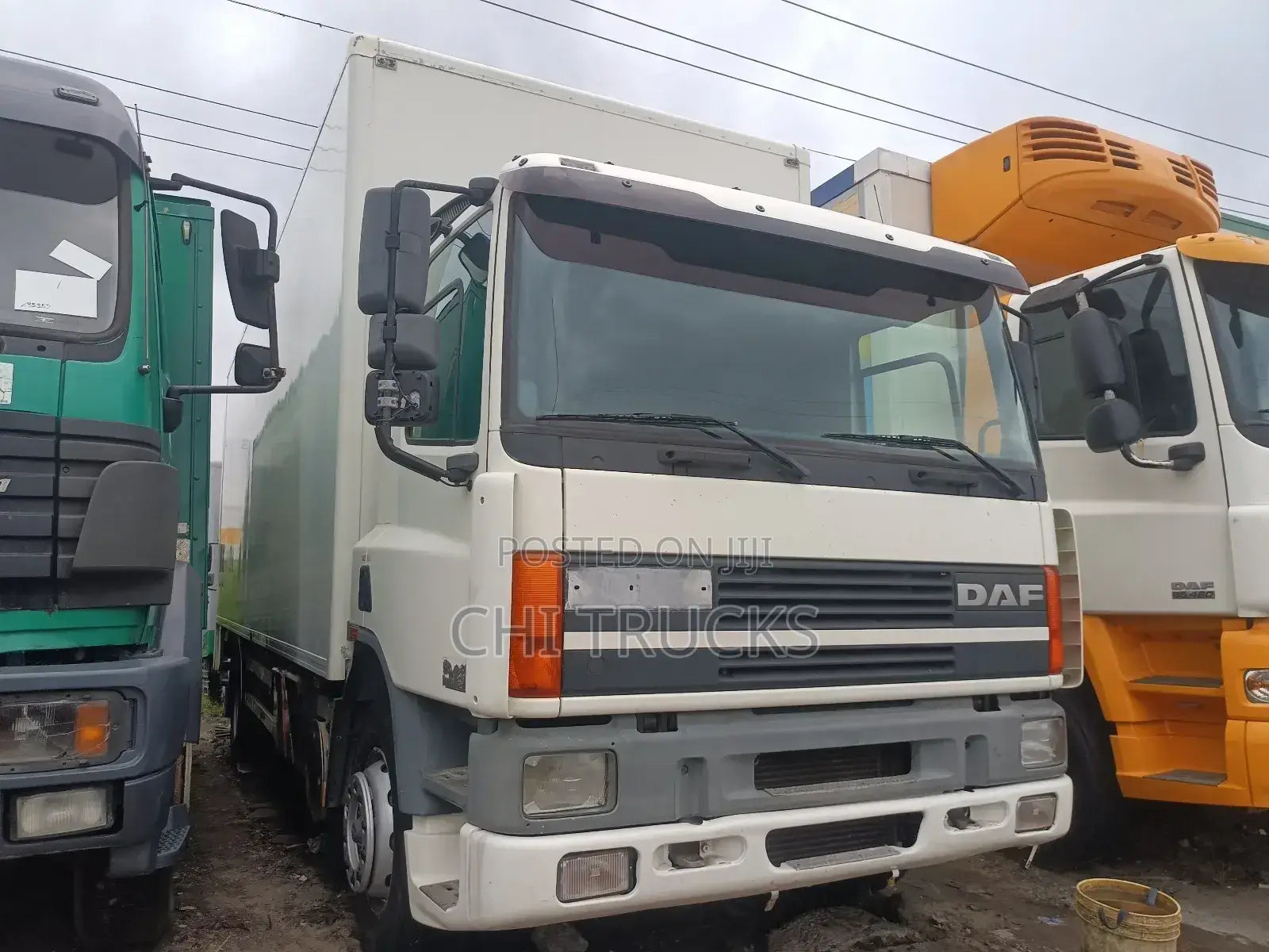 Daf 75 Cf Container Body Truck With Lift Gate