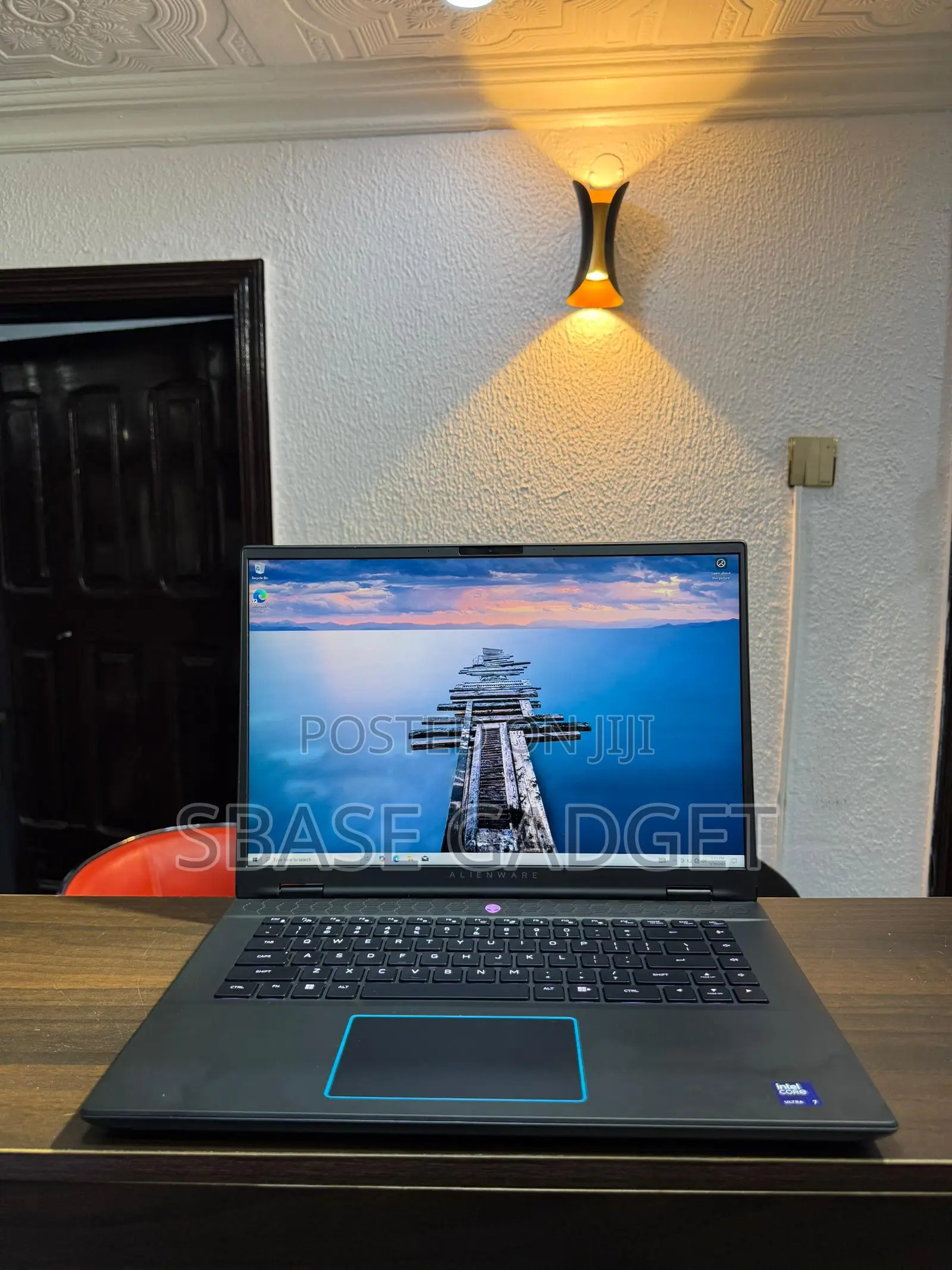 Laptop Dell Alienware M16 R2 16GB Intel Core Ultra 7 SSD 1T