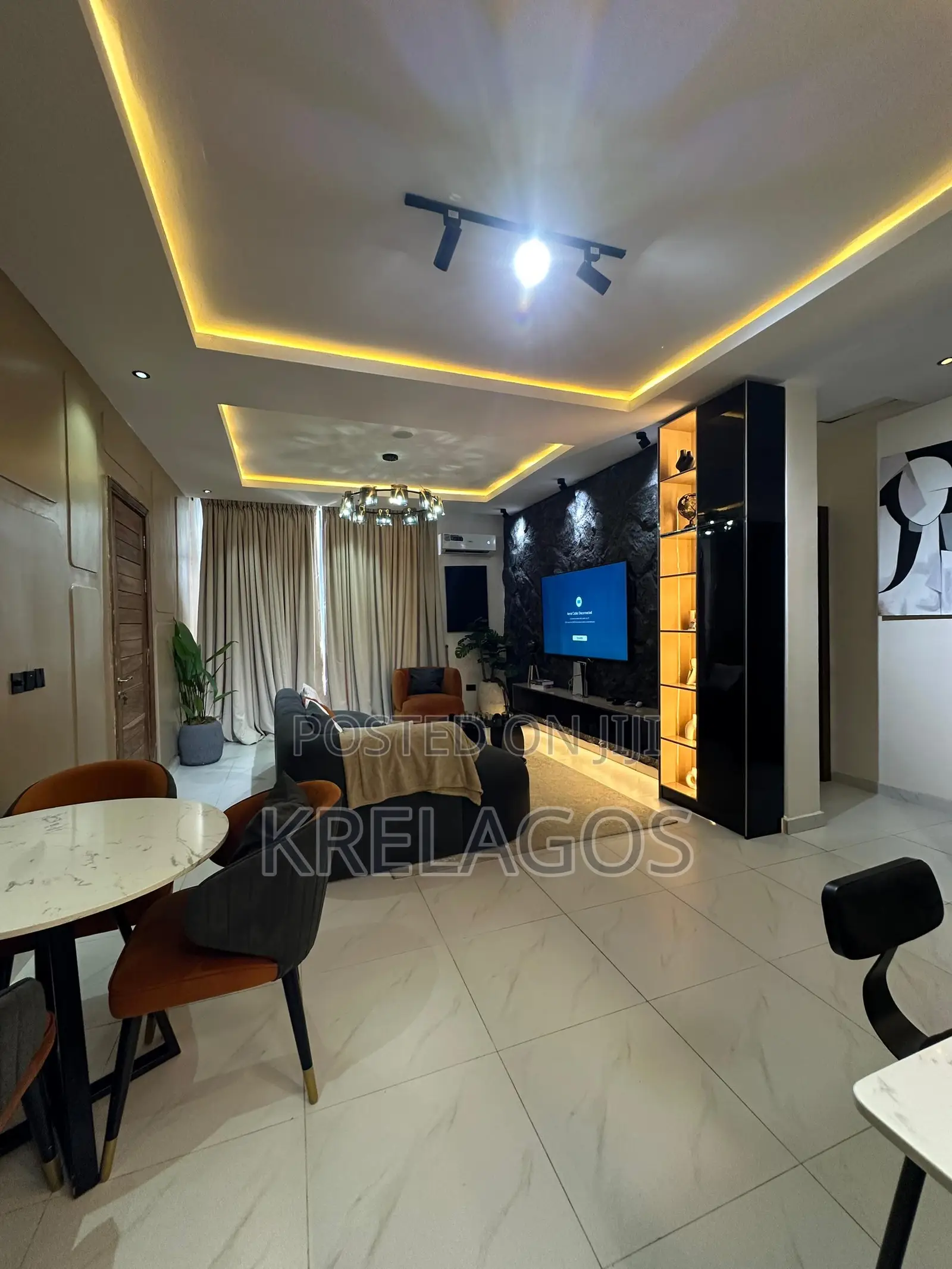 Furnished 2bdrm Apartment in Chevron for sale