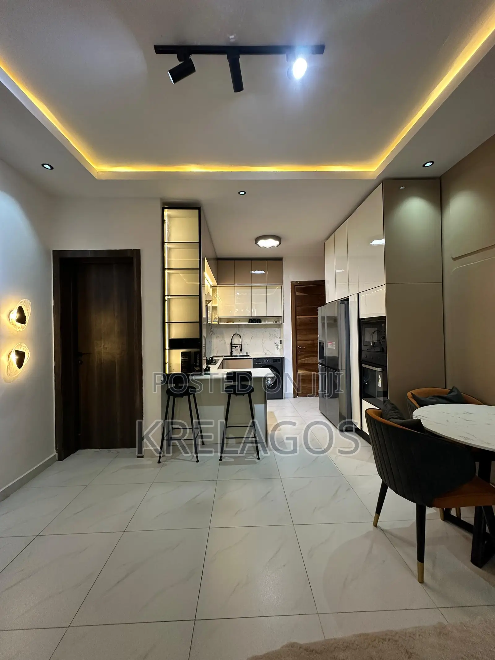 Furnished 2bdrm Apartment in Chevron for sale