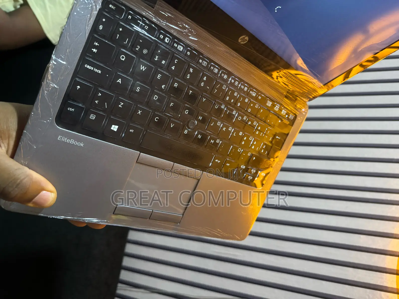 New Laptop HP EliteBook 820 4GB Intel Core I5 HDD 320GB