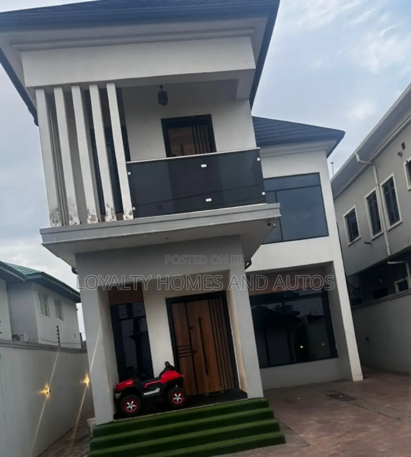 Furnished 4bdrm Duplex in Ogba for sale