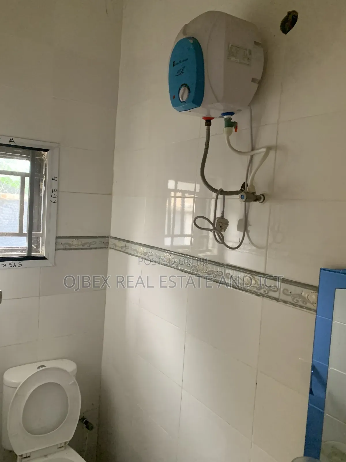 Furnished 2bdrm Block of Flats in Beside Mayfair, Ajah for sale