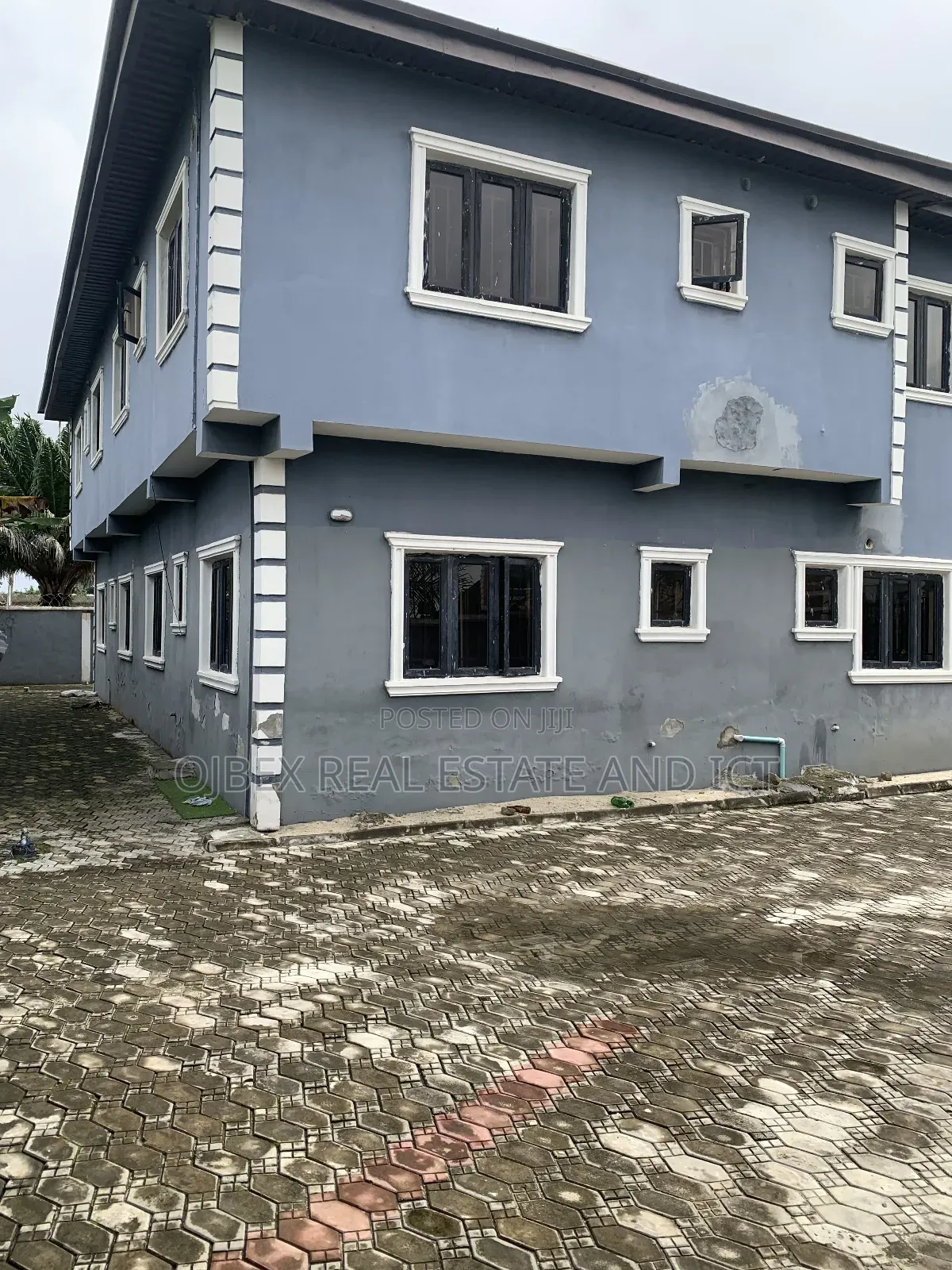 Furnished 2bdrm Block of Flats in Beside Mayfair, Ajah for sale