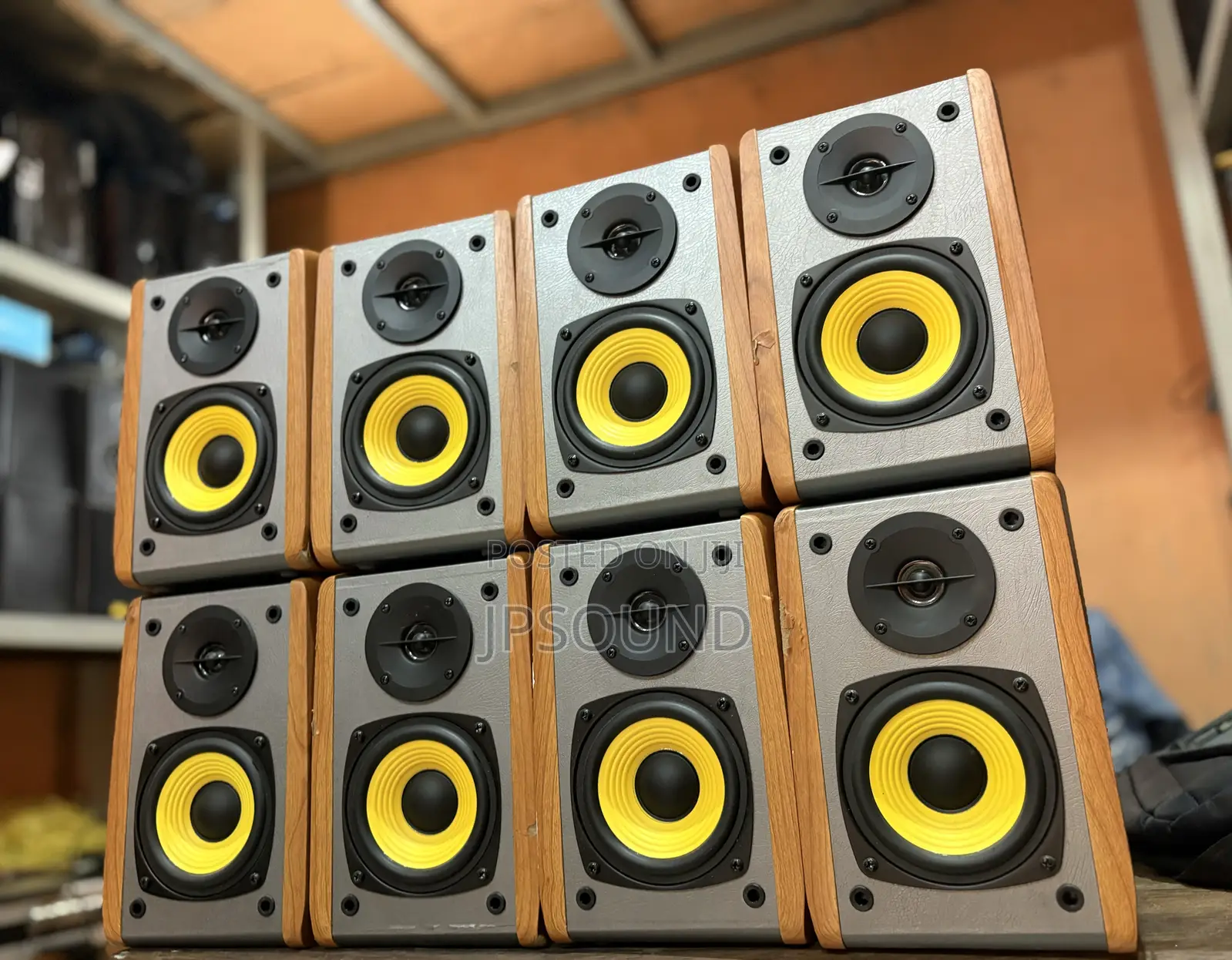 London  Neatly Use Studio Monitor