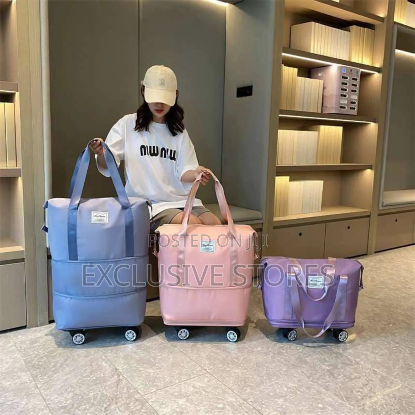 Adjustable Travelling Bag With Roller