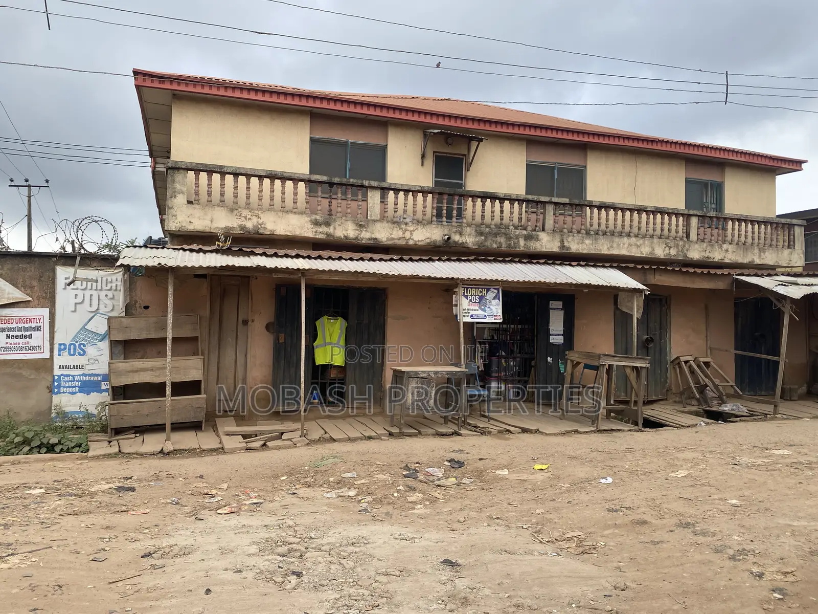 6bdrm Block of Flats in Ring Road, Ibadan for sale