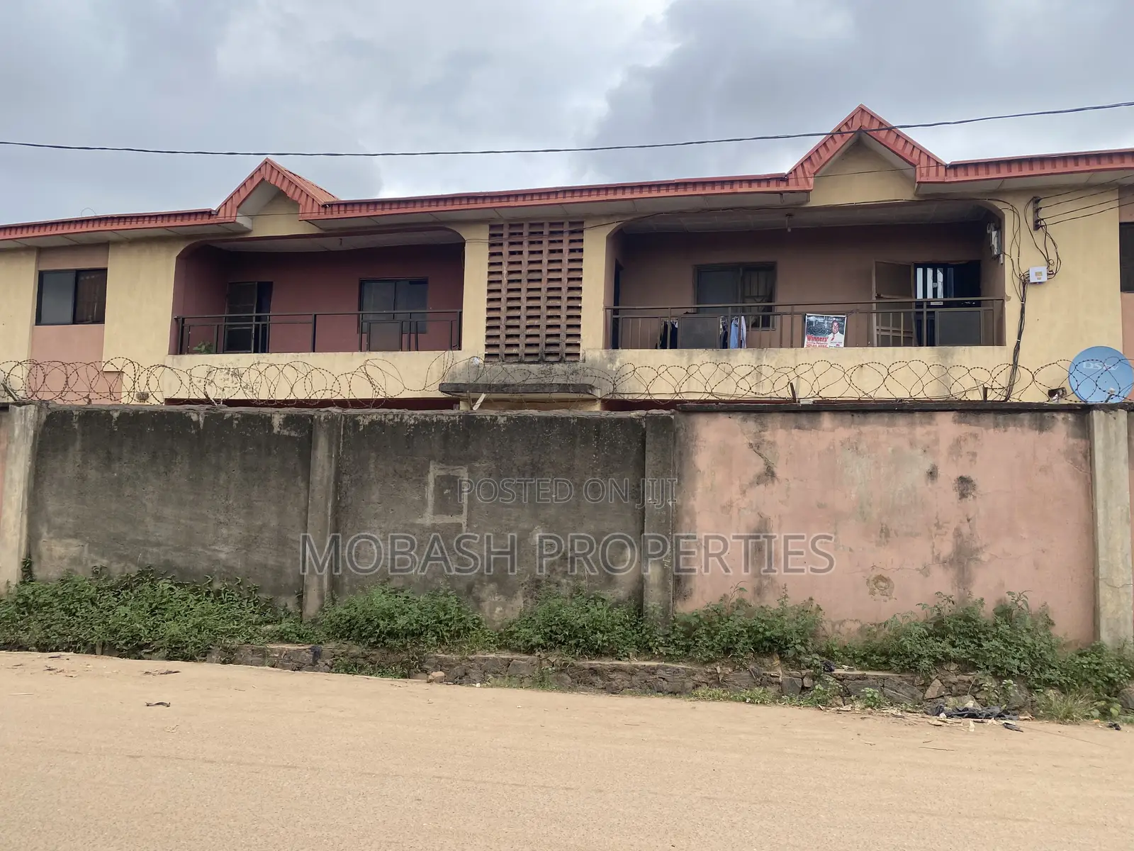 6bdrm Block of Flats in Ring Road, Ibadan for sale