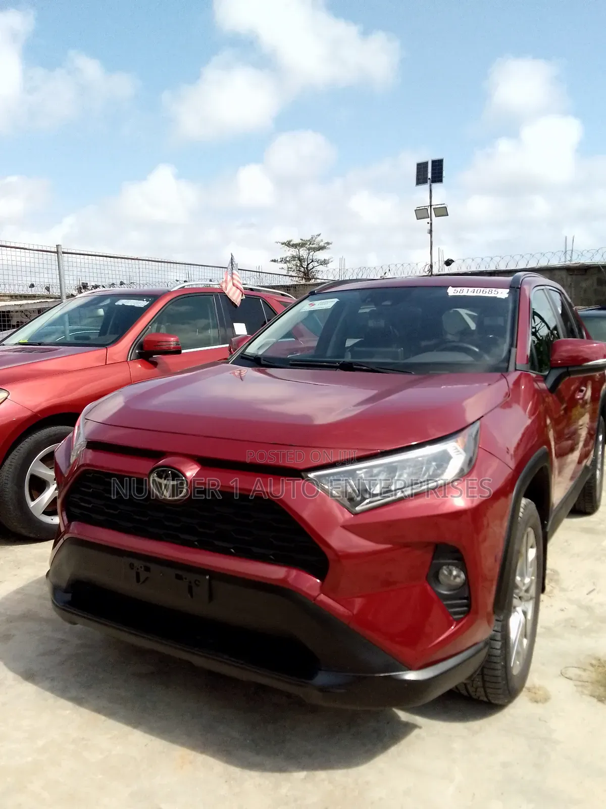 Toyota RAV4 XLE AWD 2020 Red