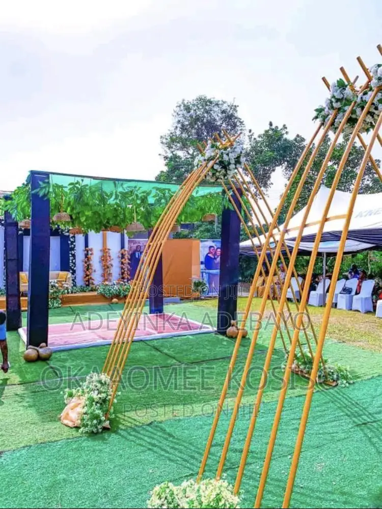 A Shaped Walk Way Decoration Stand