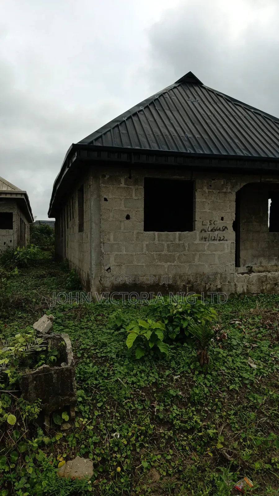 6bdrm Block of Flats in Elija, Badagry for sale