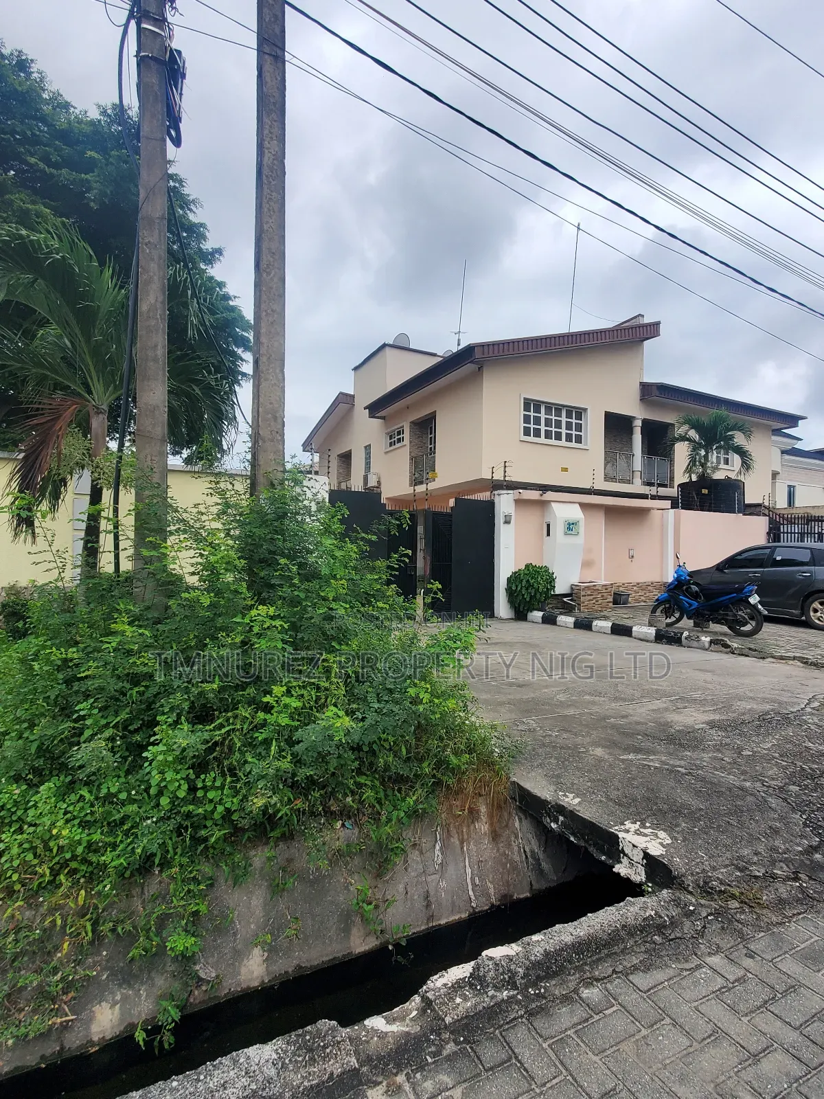 Hotel for Rent Inside Pekki Phase1