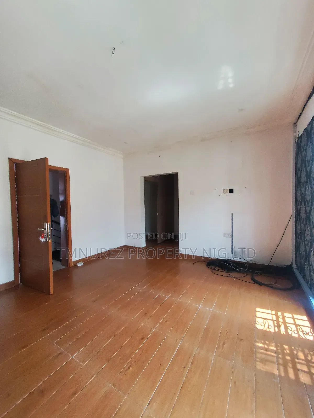 Studio Apartment in Chevron Estate for rent