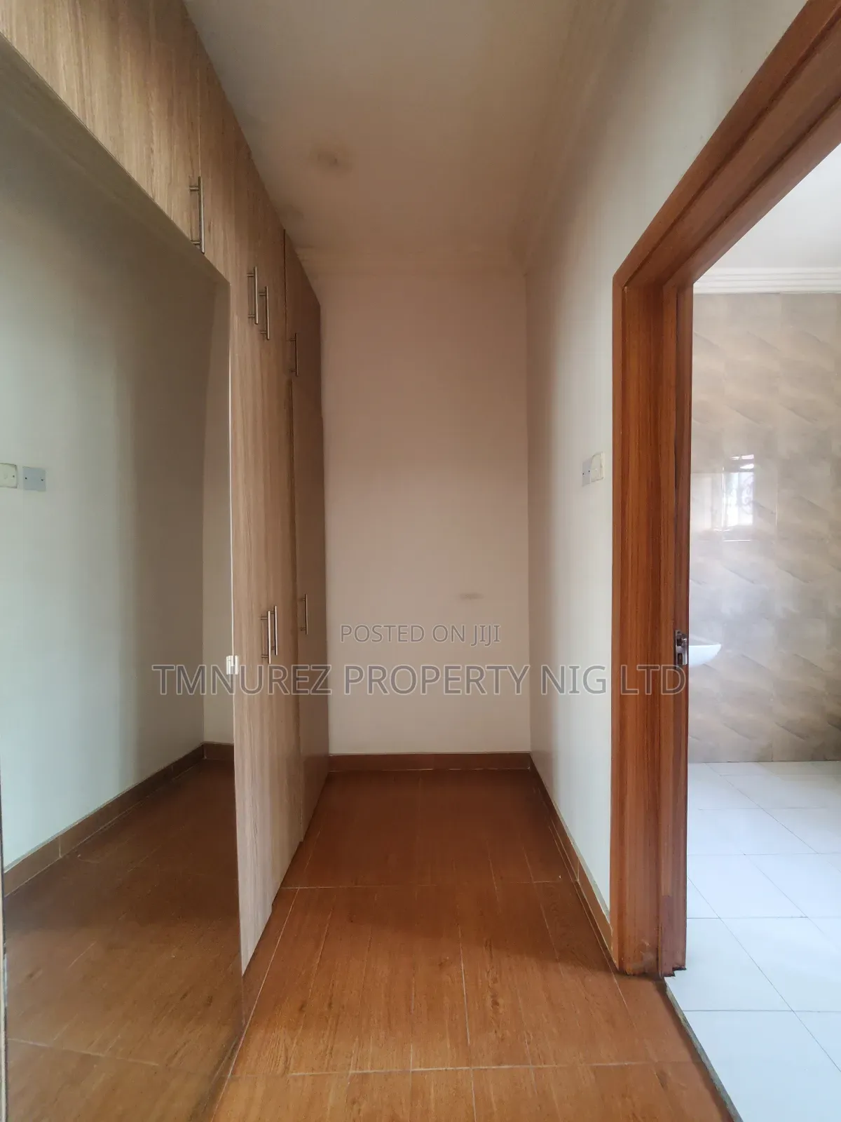 Studio Apartment in Chevron Estate for rent