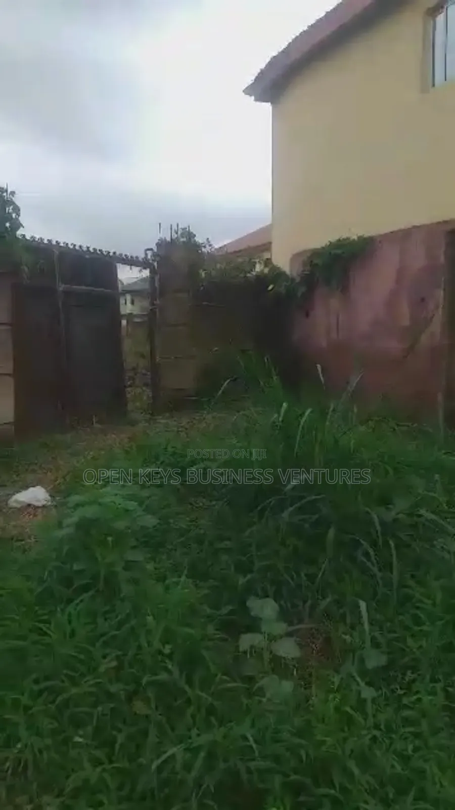 900sqm of Well Fenced and Gated Land at New Bodija