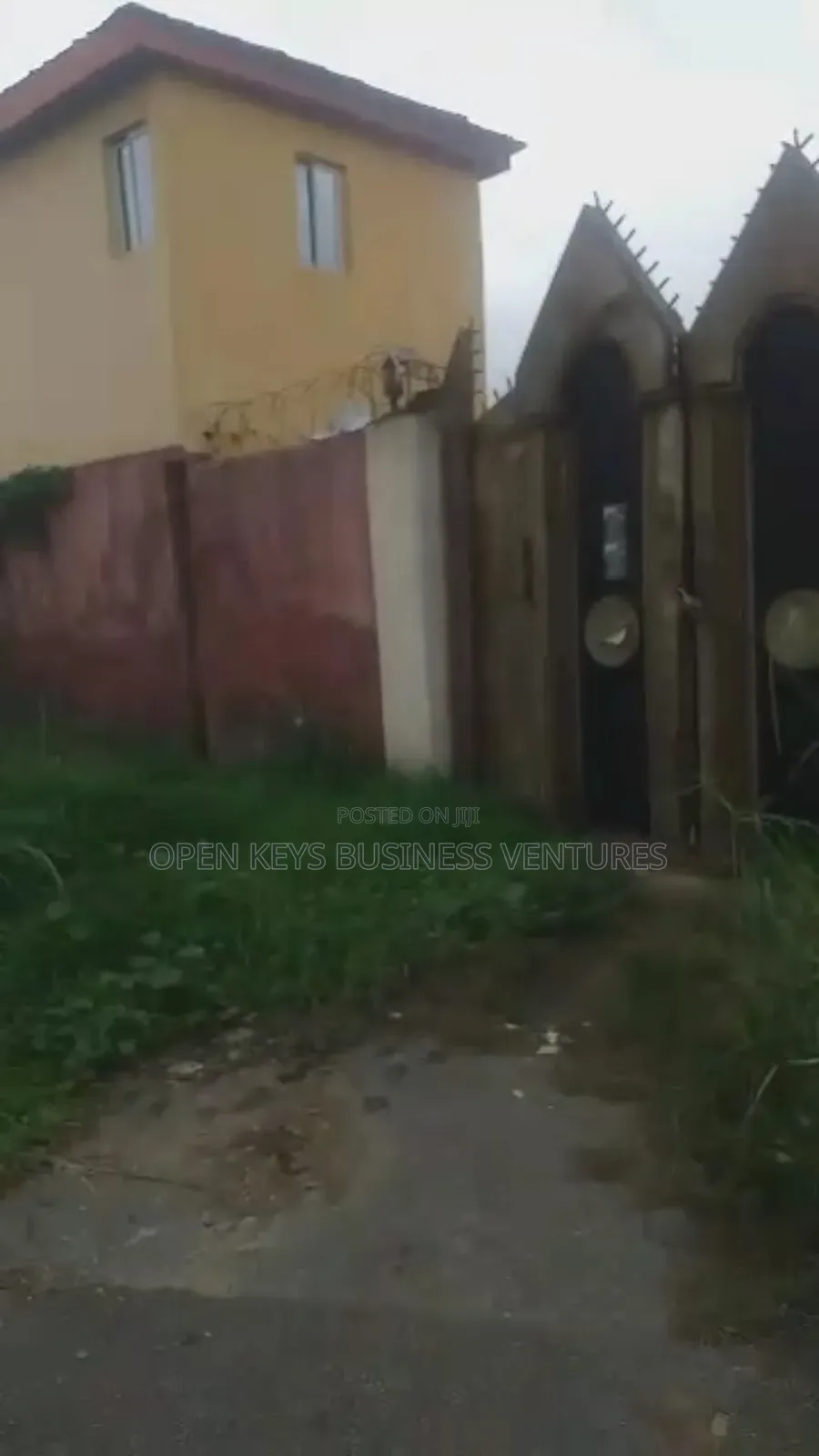 900sqm of Well Fenced and Gated Land at New Bodija