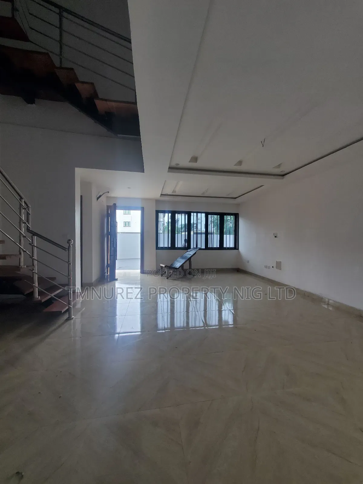 4bdrm Duplex in Lekki Phase1 Estae for rent