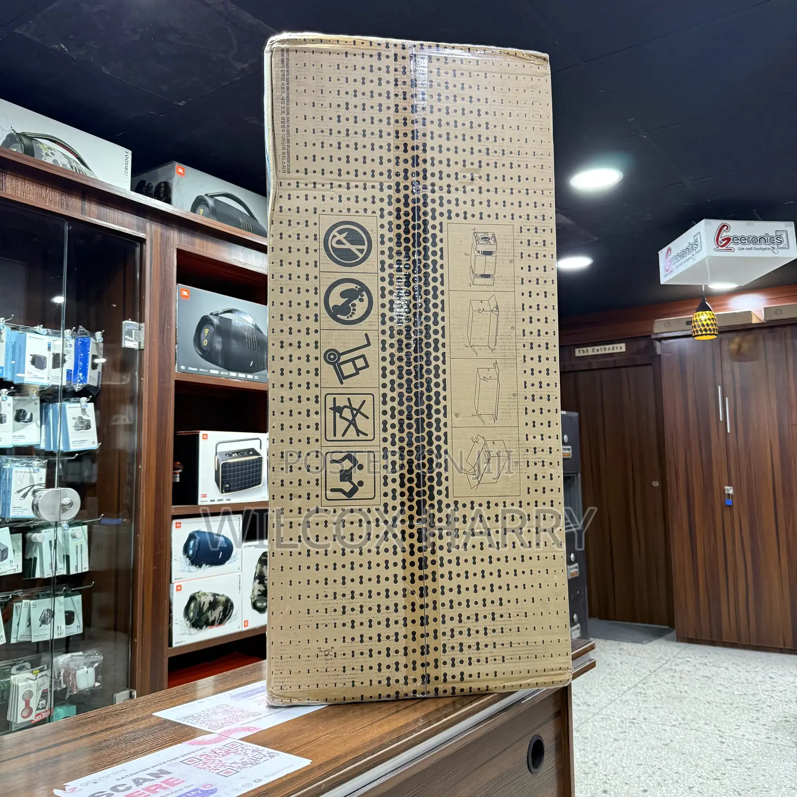 JBL Partybox Ultimate | Massive Party Speaker With Powerful Sound