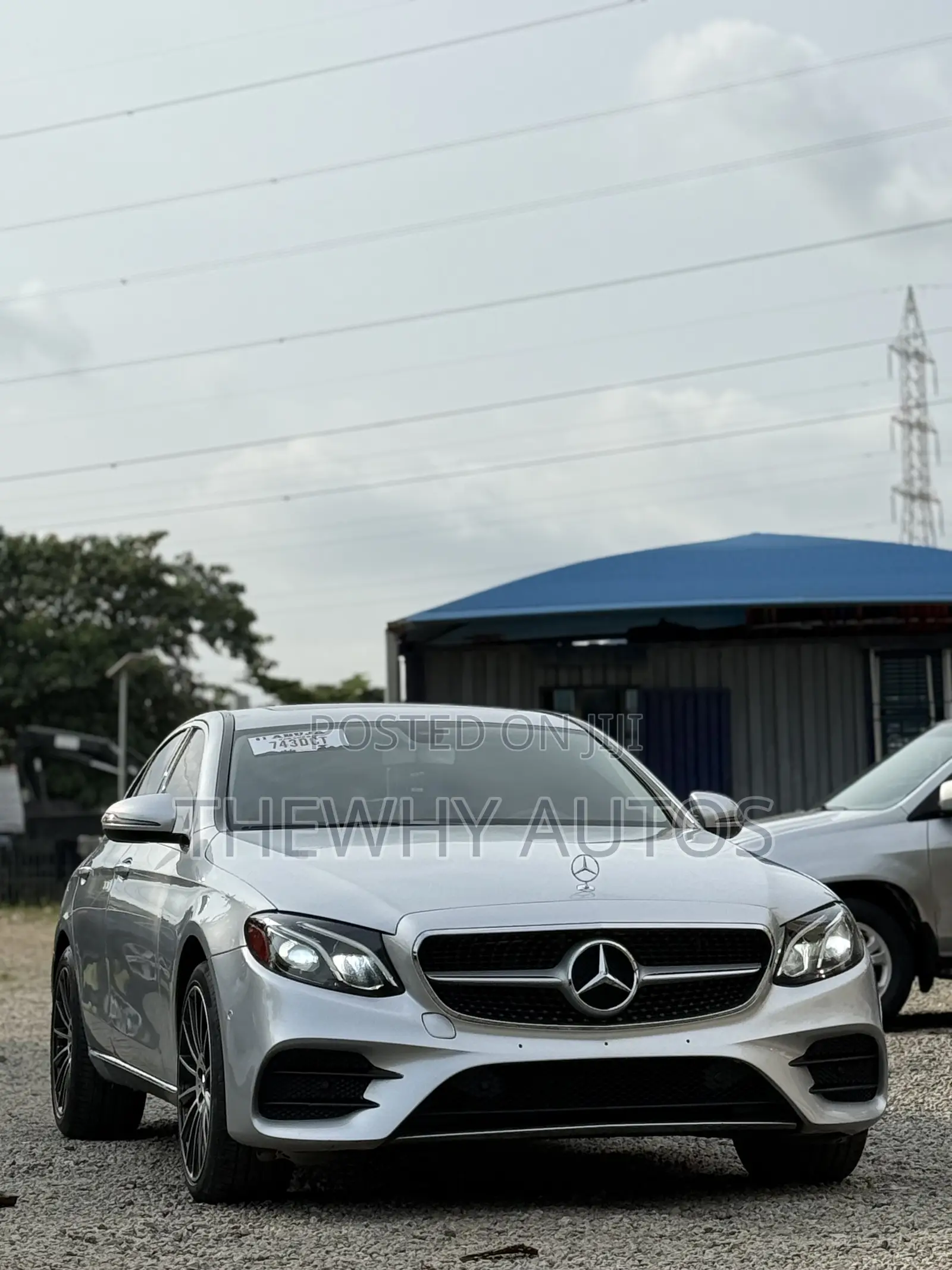 Mercedes-Benz E300 Base RWD Sedan (2.0L 4cyl 9A) 2017 Silver