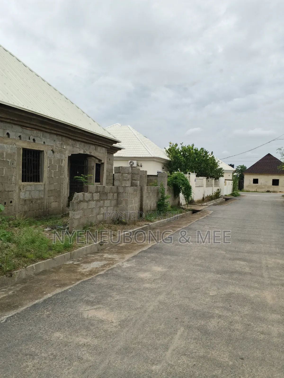 3bdrm Bungalow in Master Key Estate, Karu for sale