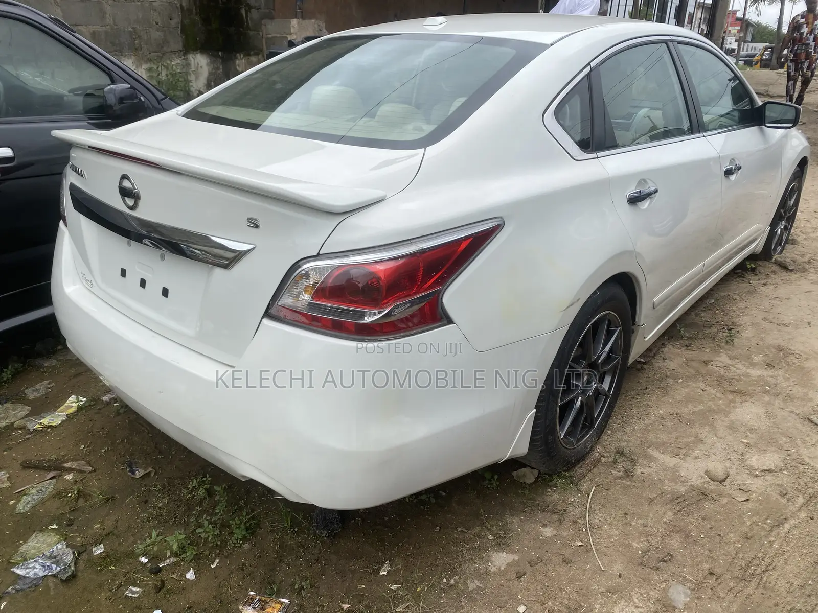 Nissan Altima 2.5 S 4dr Sedan (2.5L 4cyl CVT) 2015 White
