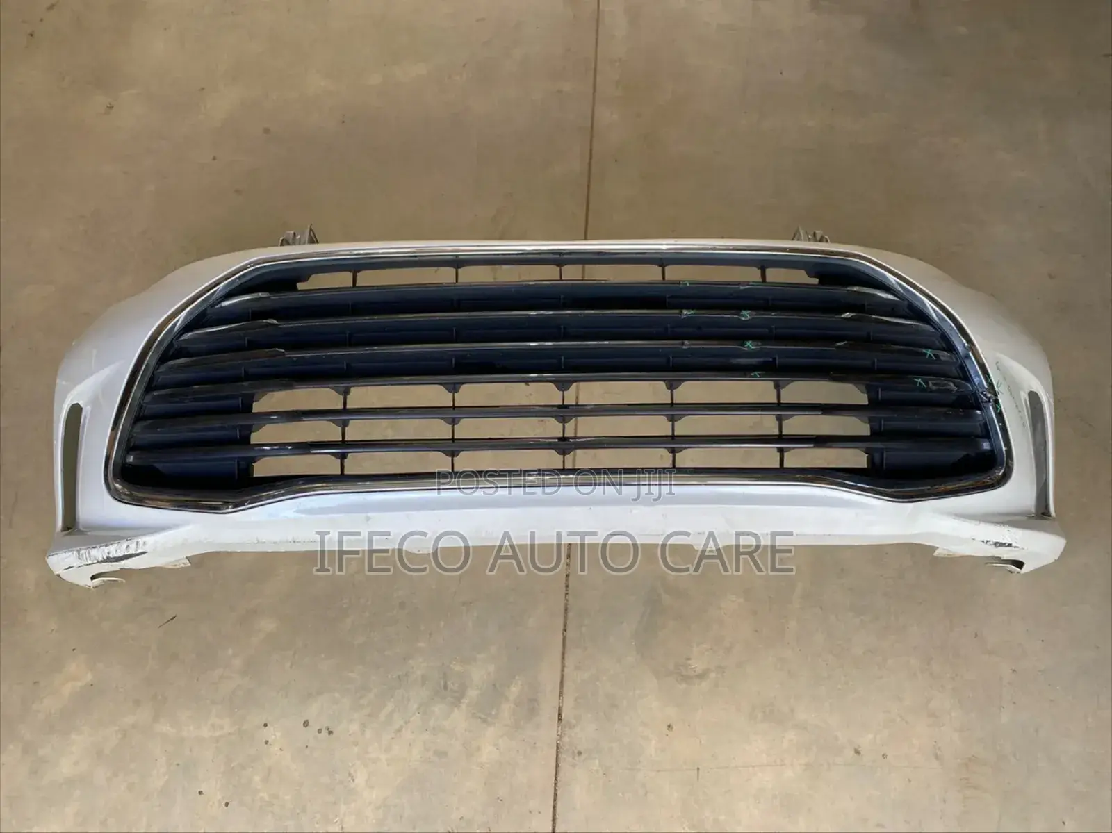 Complete Front Bumper Avalon 2018