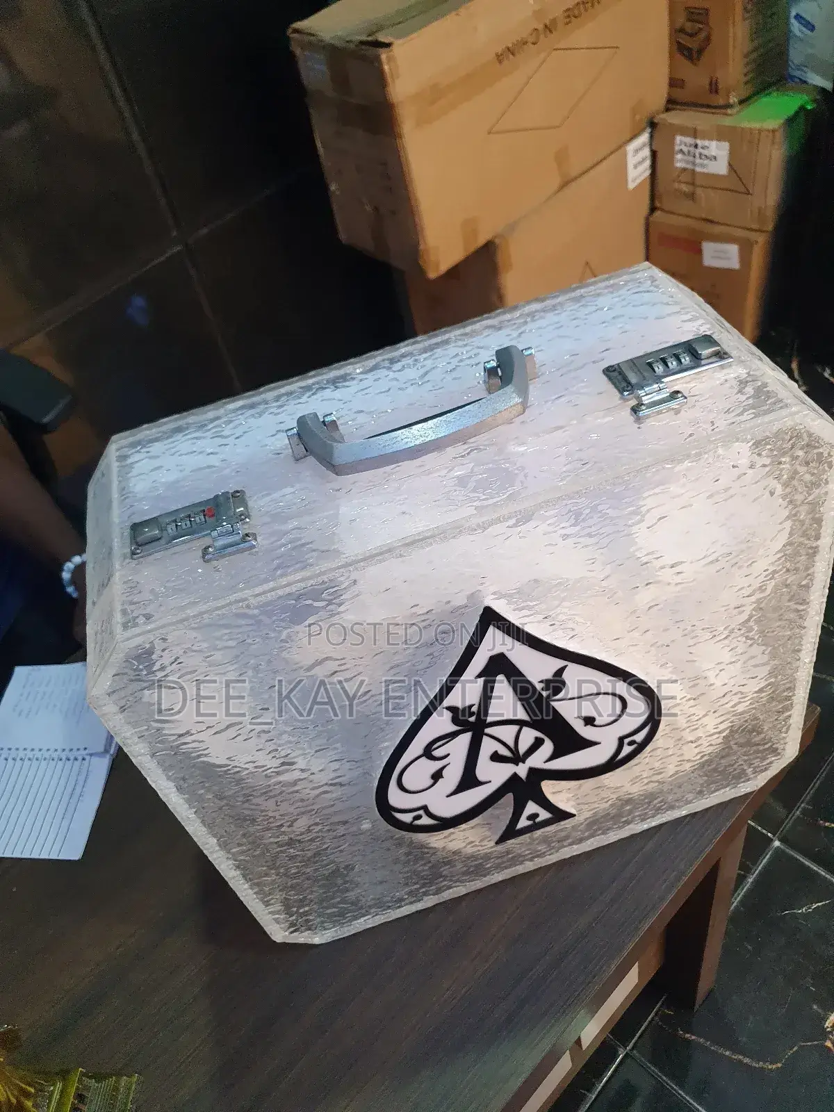 Glass Casket Ace of Spade Champagne Carrier