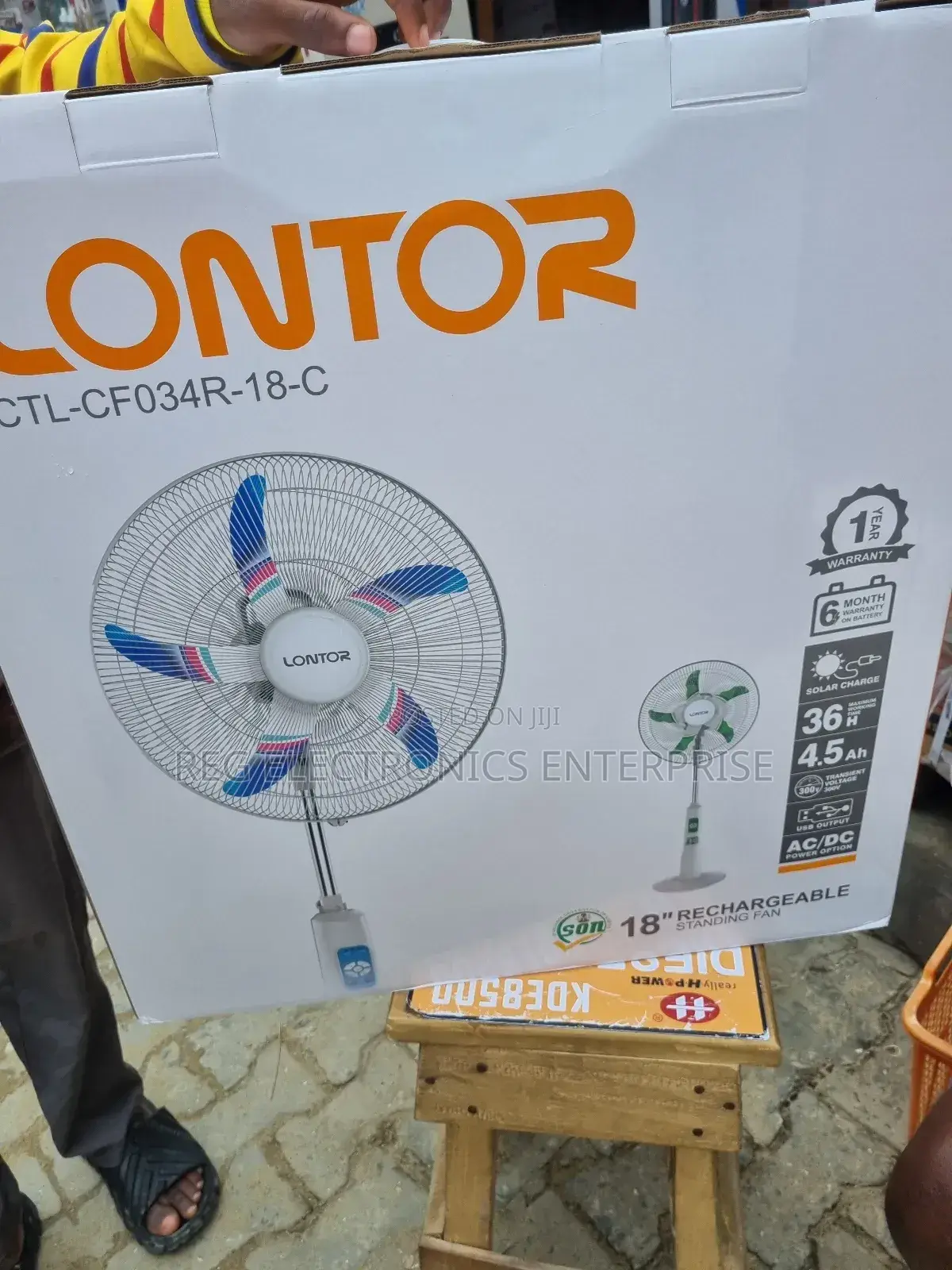 Lontor 18" Rechargeable Fan
