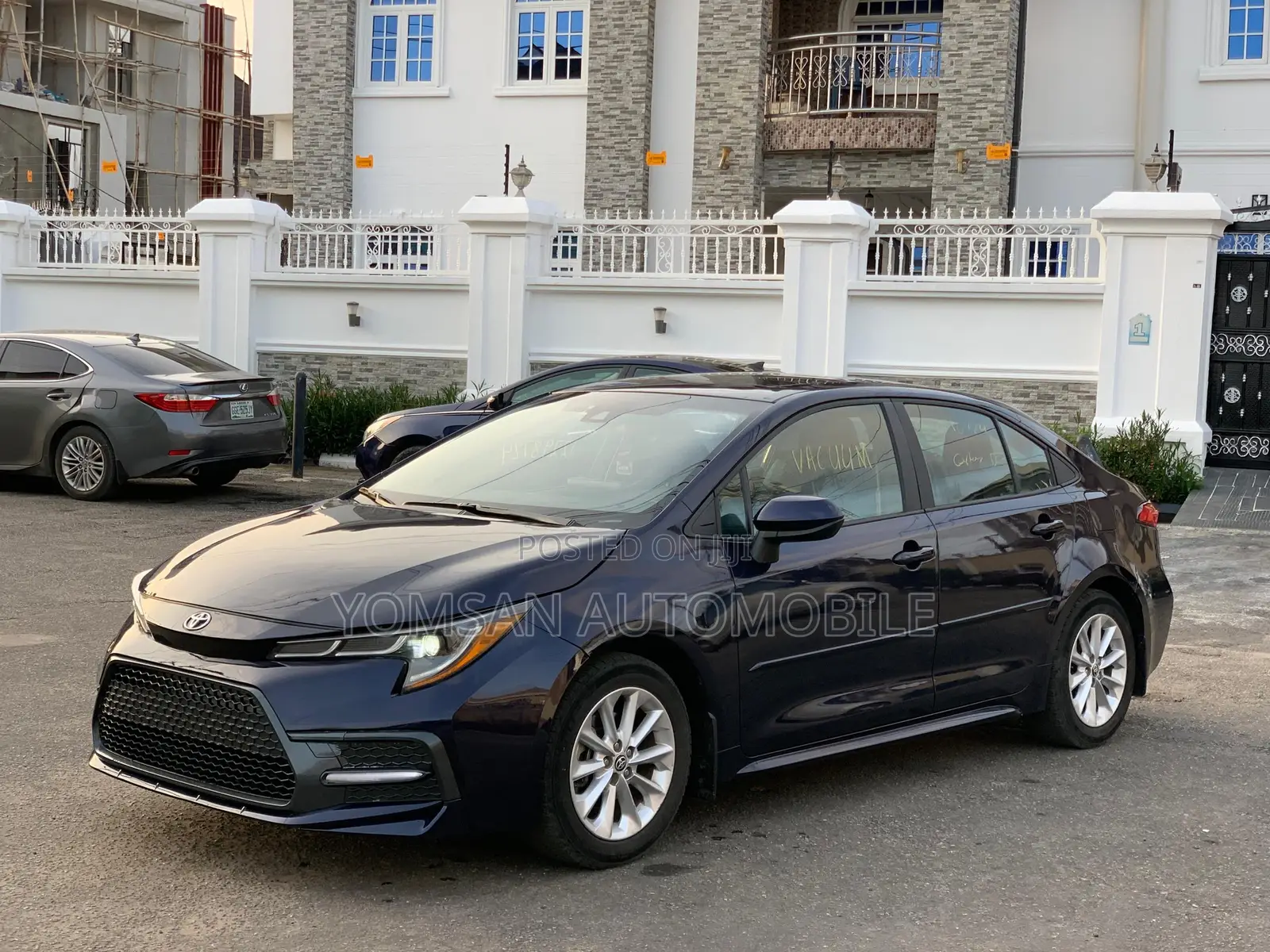 Toyota Corolla LE 2022 Blue
