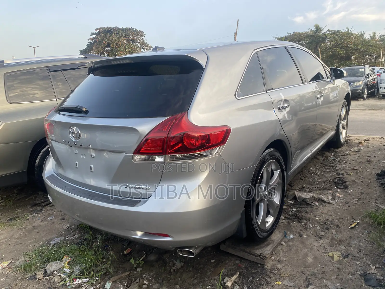 Toyota Venza Limited 4dr Wagon AWD (3.5L 6cyl 6A) 2015 Silver