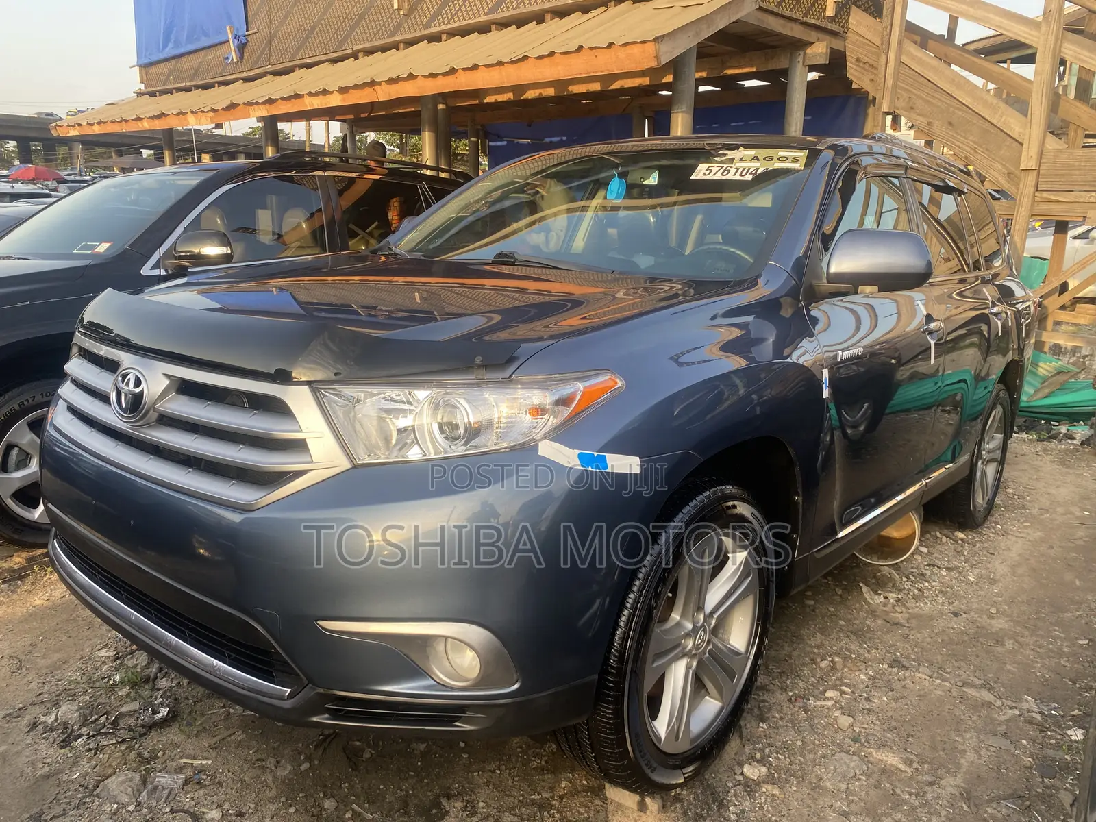 Toyota Highlander Limited 3.5l 4WD 2013 Gray