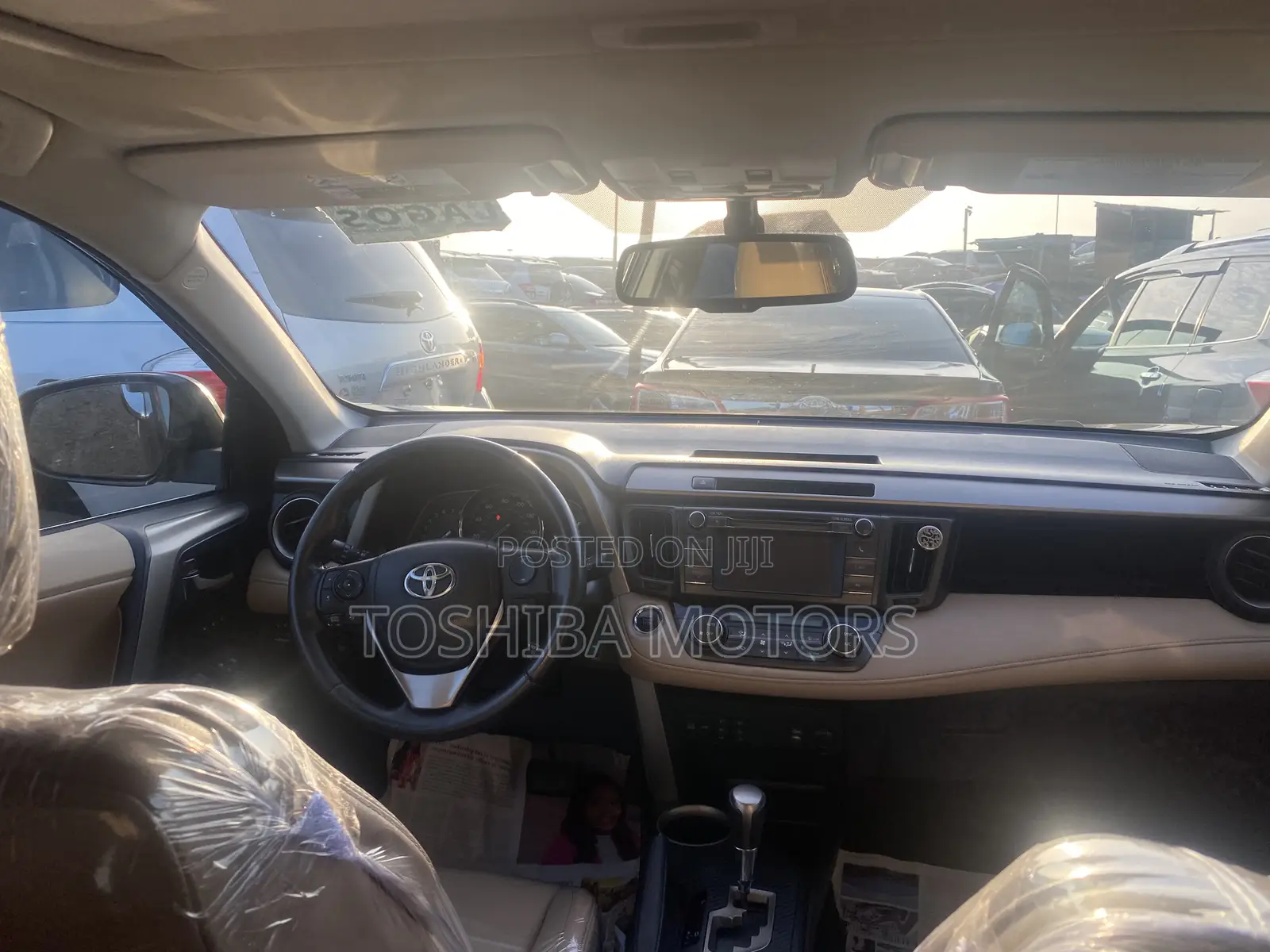 Toyota RAV4 Limited 4dr SUV (2.5L 4cyl 6A) 2015 Gray