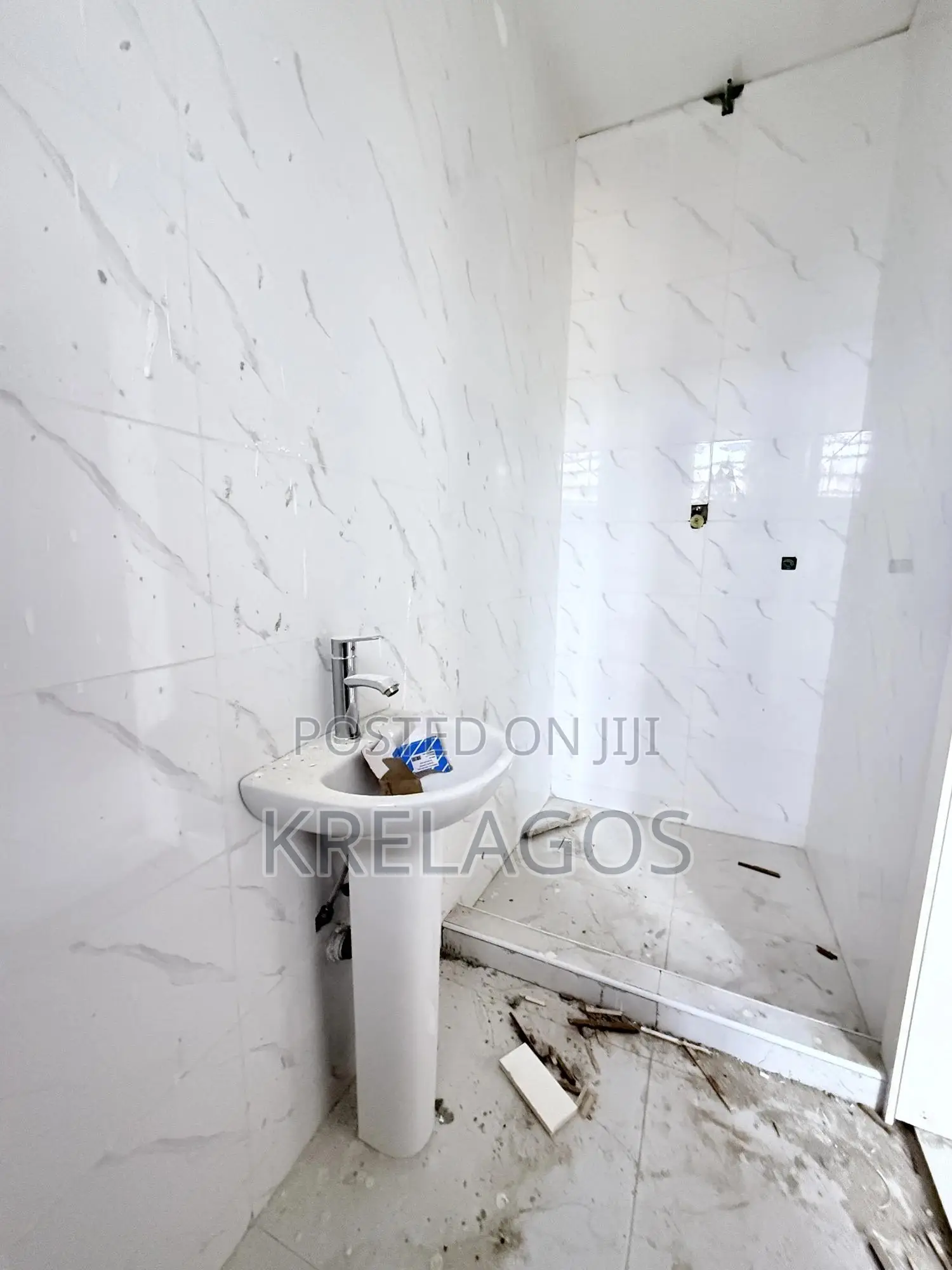 1bdrm Apartment in Ikate for sale