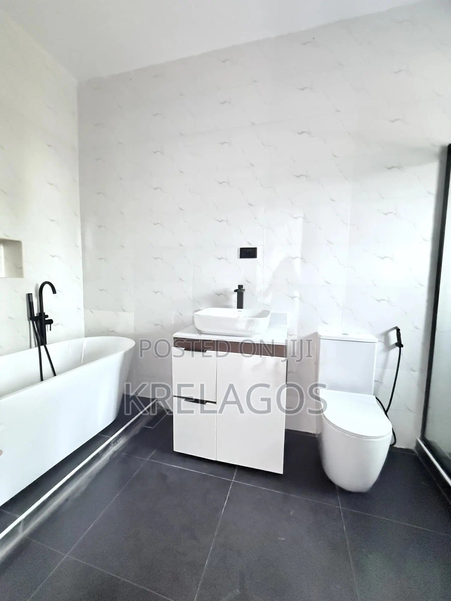 4bdrm Duplex in Ikate for sale