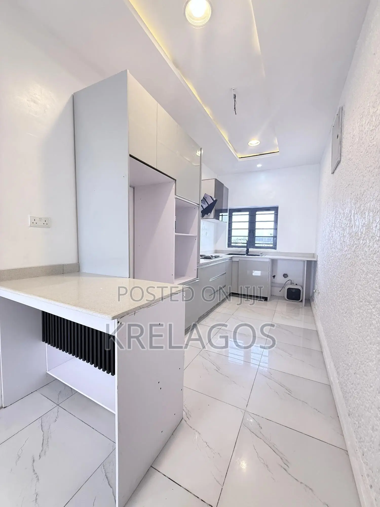 2bdrm Apartment in Ikate for sale
