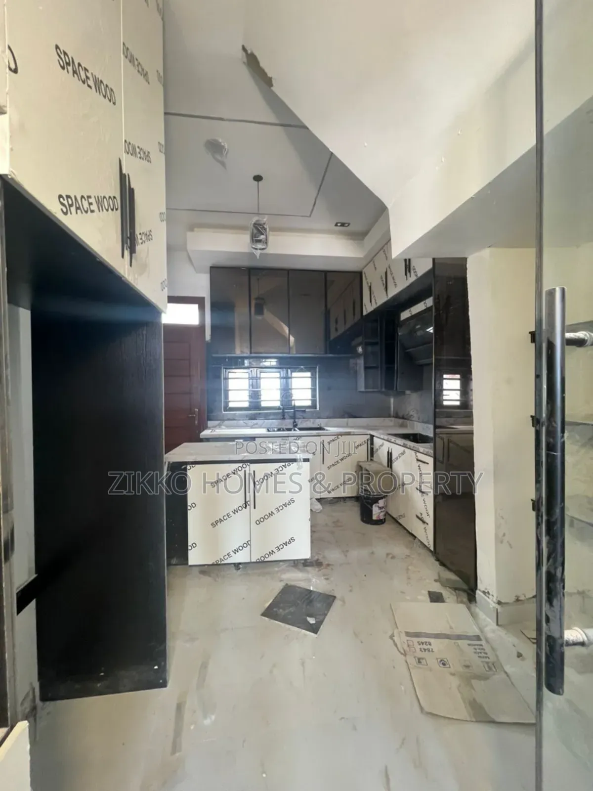 4bdrm Duplex in Orchid, Lekki for sale