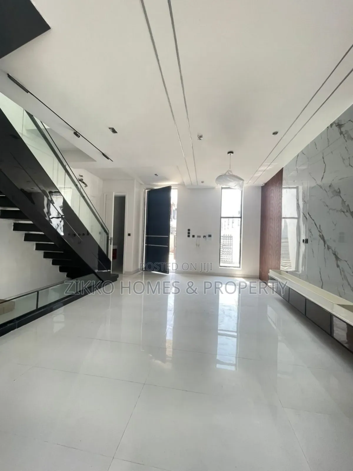 4bdrm Duplex in Orchid Road, Lekki for sale