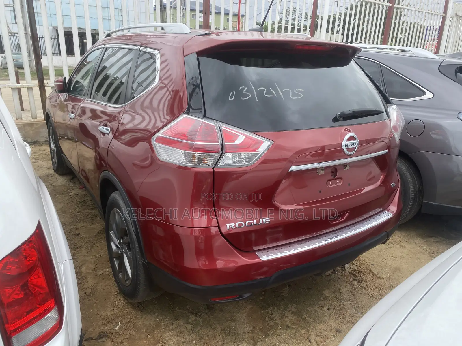 Nissan Rogue SL 4dr SUV AWD (2.5L 4cyl CVT) 2015 Red
