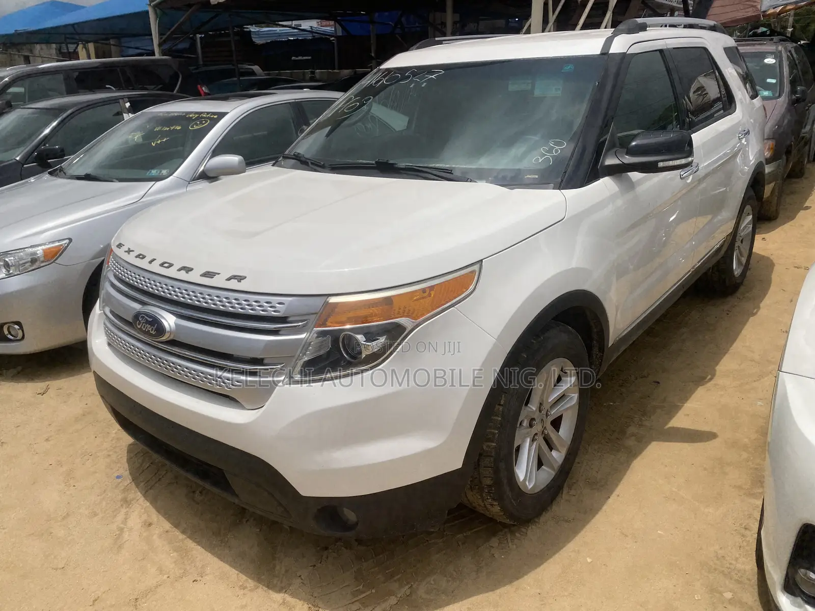Ford Explorer XLT 4dr SUV AWD (3.5L 6cyl 6A) 2016 White