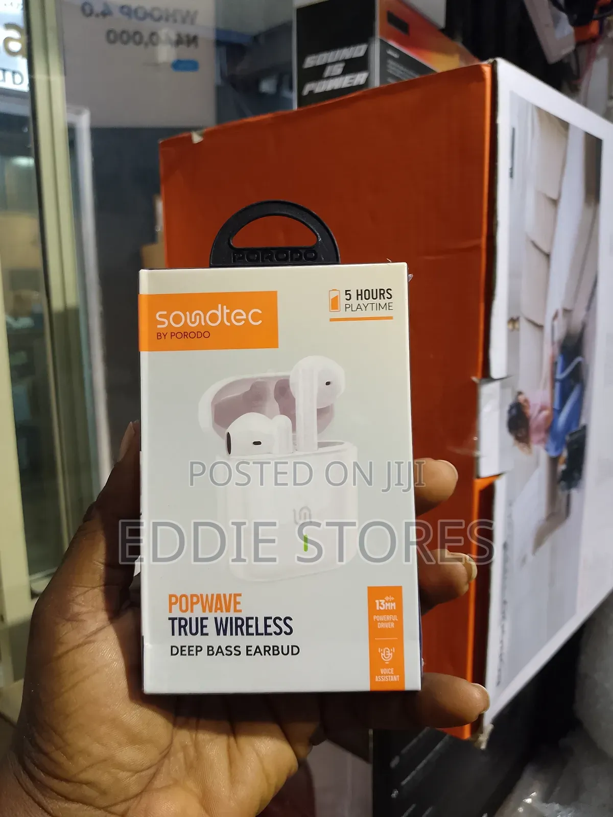 The Porodo Soundtec Popwave True Wireless Earphones