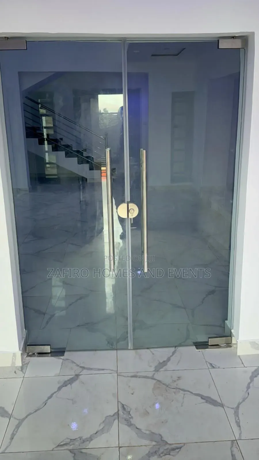 6bdrm Duplex in Malami Estate for sale