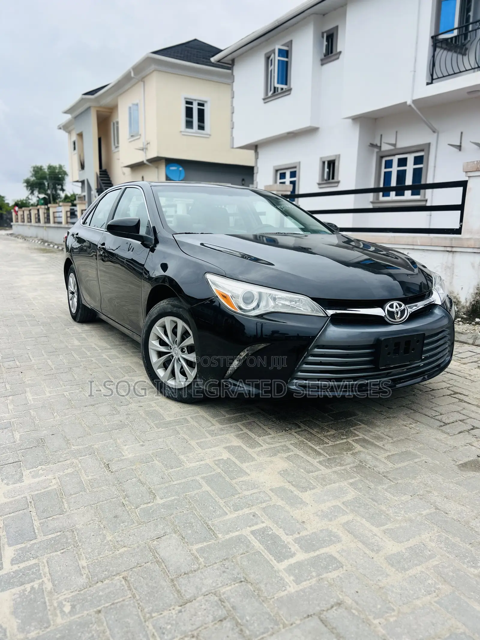 Toyota Camry LE 4dr Sedan (2.5L 4cyl 6A) 2017 Black