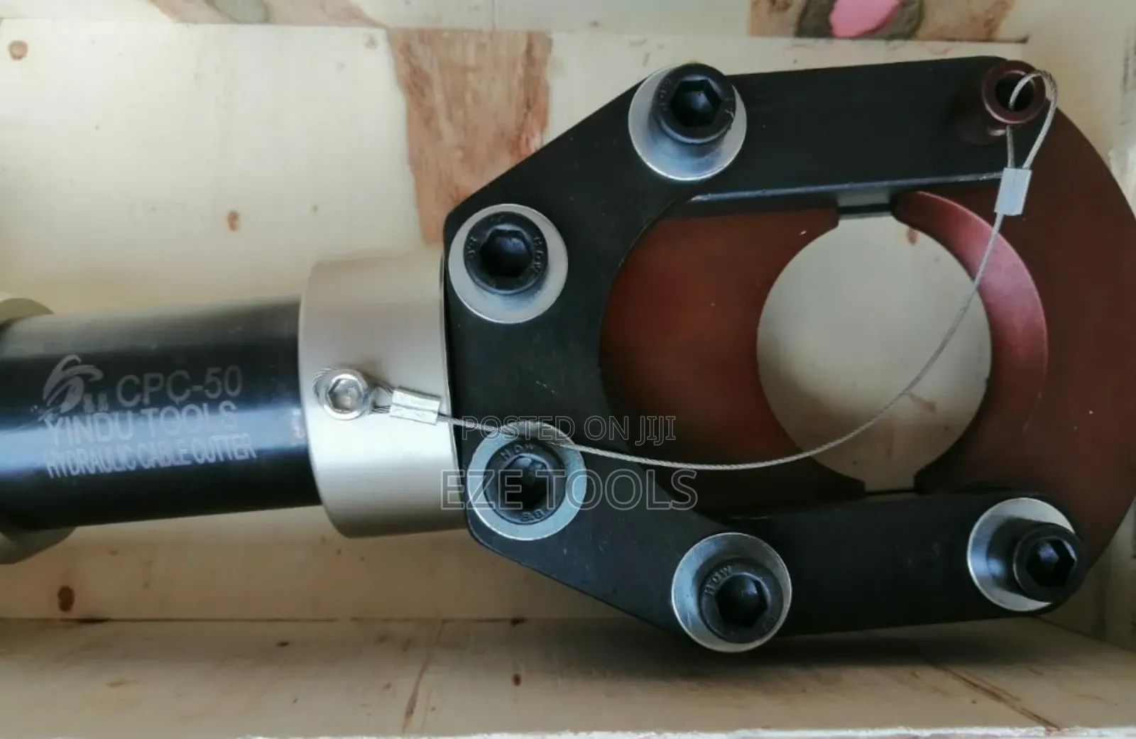 16 to 950mm Hydraulic Cutter
