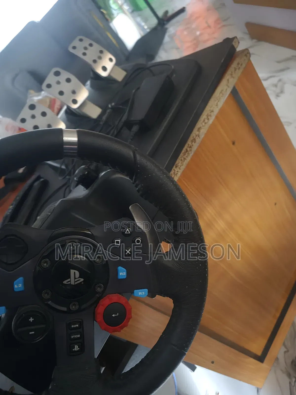Logitech G29 Racing Wheel